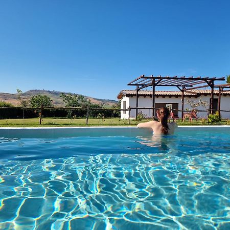 Agriturismo Essentia Dimora Rurale Larino Exterior photo