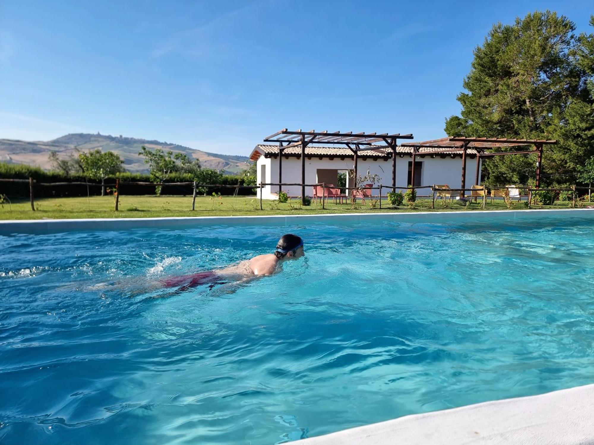 Agriturismo Essentia Dimora Rurale Larino Exterior photo